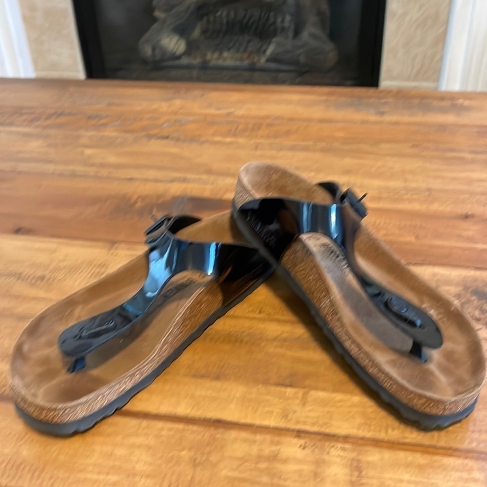 BIRKENSTOCK Patent Leather Sandal Size 39